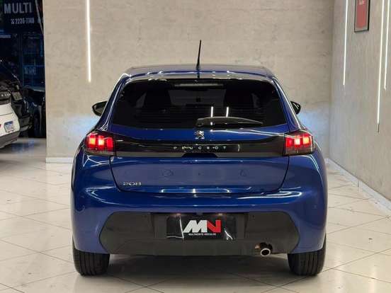 PEUGEOT-208-2022