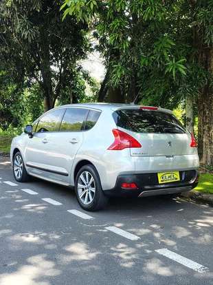 PEUGEOT-3008-2012
