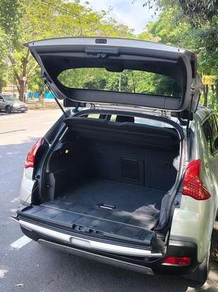 PEUGEOT-3008-2012