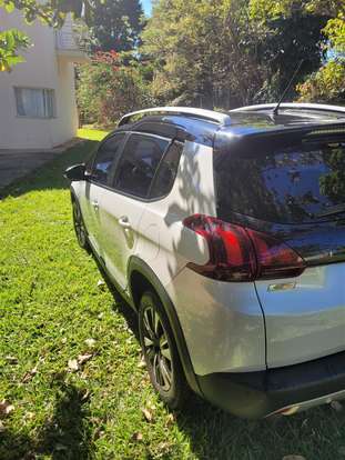 PEUGEOT-2008-2022