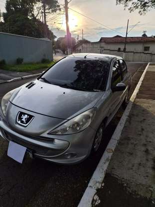 PEUGEOT-207-2011