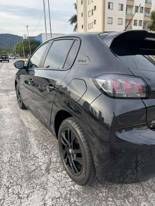 PEUGEOT-208-2022