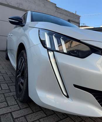 PEUGEOT-208-1.0 TURBO 200 FLEX GRIFFE CVT PEUGEOT-208-2023
