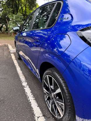 PEUGEOT-208-2024