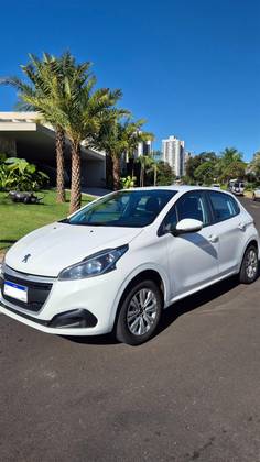 PEUGEOT 208 1.2 ACTIVE 12V FLEX 4P MANUAL
