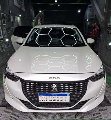 PEUGEOT-208-2022