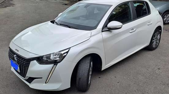 PEUGEOT-208-2022