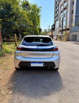 PEUGEOT-208-2020