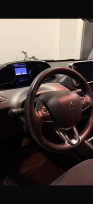 PEUGEOT-208-2018
