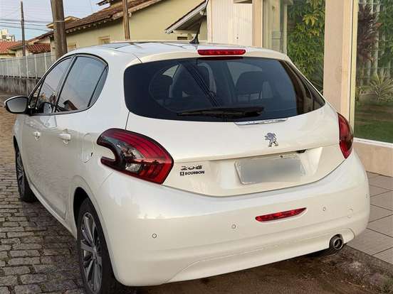 PEUGEOT-208-1.6 GRIFFE 16V FLEX 4P AUTOMÁTICO PEUGEOT-208-2018