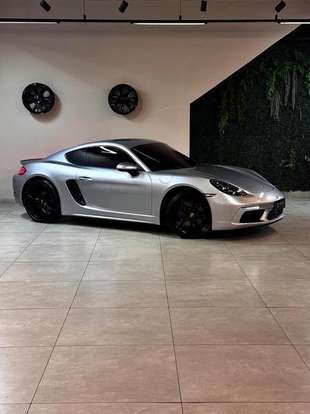 PORSCHE-718-2020