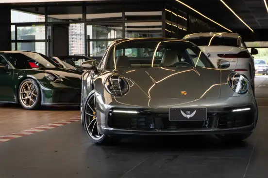 PORSCHE-911-2021