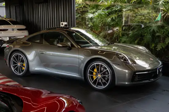 PORSCHE-911-2021