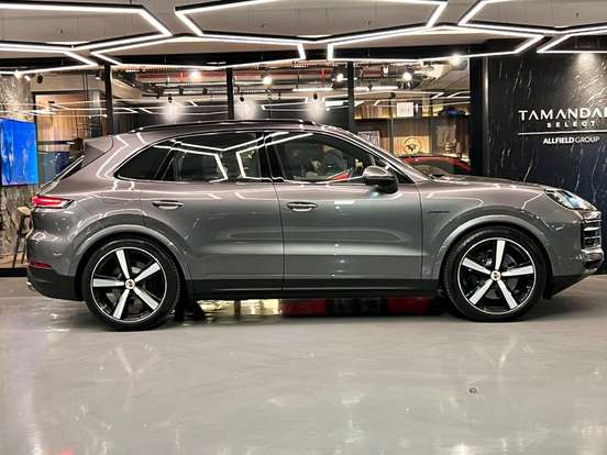 PORSCHE-CAYENNE-3.0 V6 E-HYBRID AWD TIPTRONIC S PORSCHE-CAYENNE-2025