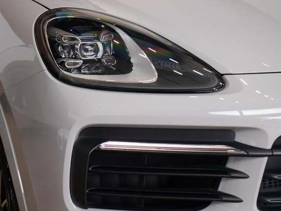 PORSCHE-CAYENNE-2022