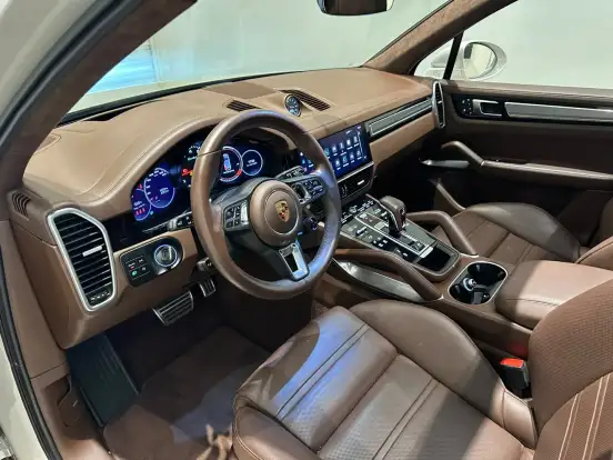 PORSCHE-CAYENNE-4.0 V8 GASOLINA TURBO AWD TIPTRONIC S PORSCHE-CAYENNE-2022