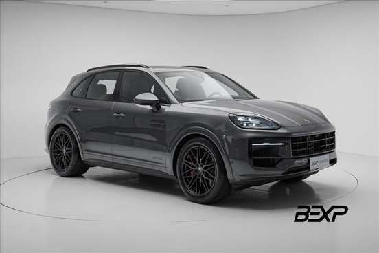 PORSCHE-CAYENNE-2025