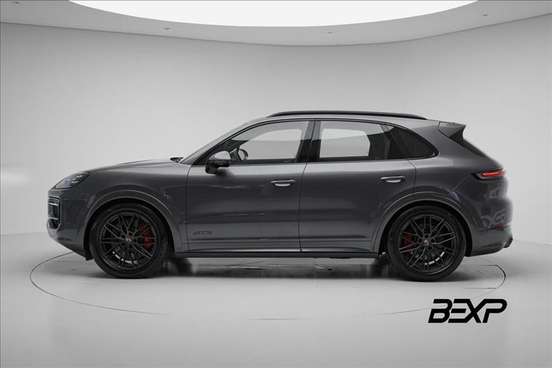 PORSCHE-CAYENNE-2025