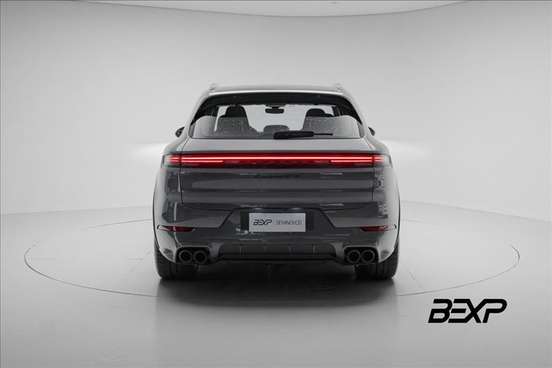 PORSCHE-CAYENNE-2025
