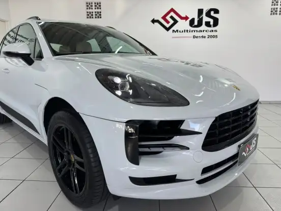 PORSCHE-MACAN-2020