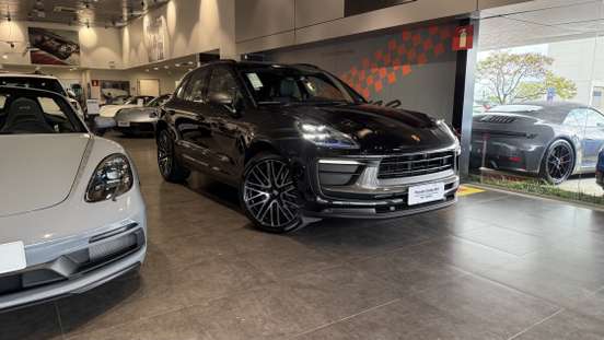 PORSCHE-MACAN-2025