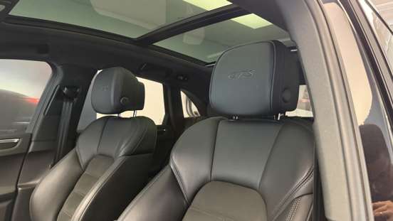 PORSCHE-MACAN-2025