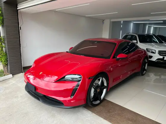 PORSCHE TAYCAN 4S ELÉTRICO