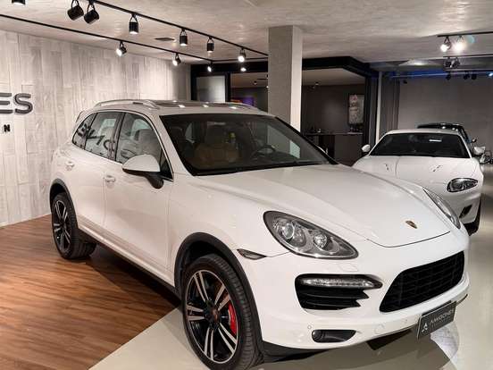 PORSCHE-CAYENNE-4.8 4X4 V8 32V TURBO GASOLINA 4P TIPTRONIC PORSCHE-CAYENNE-2013