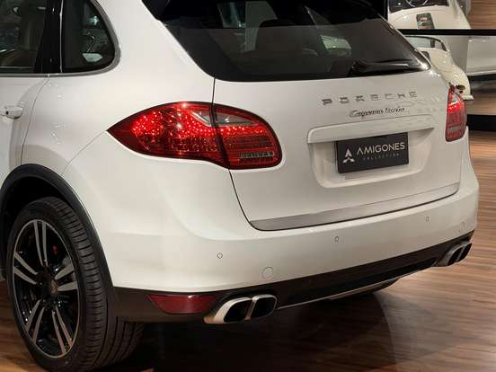 PORSCHE-CAYENNE-4.8 4X4 V8 32V TURBO GASOLINA 4P TIPTRONIC PORSCHE-CAYENNE-2013