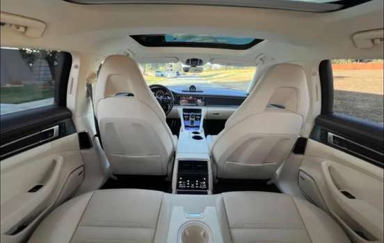 PORSCHE-PANAMERA-2023