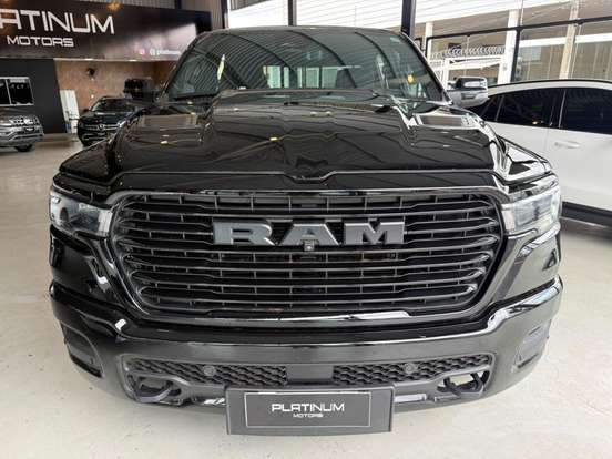RAM-1500-3.0 HURRICANE 6 BITURBO GASOLINA LARAMIE NIGHT EDITION CD 4X4 AUTOMÁTICO RAM-1500-2025