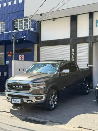 RAM 1500 5.7 V8 GASOLINA LIMITED CD 4X4 AUTOMÁTICO