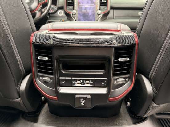RAM-1500-5.7 V8 GASOLINA REBEL CD 4X4 AUTOMÁTICO RAM-1500-2022