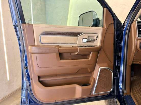 RAM-2500-6.7 I6 TURBO DIESEL LARAMIE CD 4X4 AUTOMÁTICO RAM-2500-2021