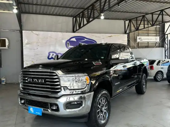 RAM-3500-6.7 I6 TURBO DIESEL LIMITED LONGHORN CD 4X4 AUTOMÁTICO RAM-3500-2023