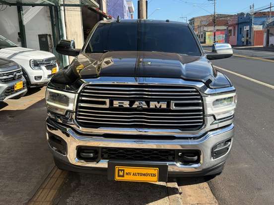 RAM-3500-6.7 I6 TURBO DIESEL LARAMIE CD 4X4 AUTOMÁTICO RAM-3500-2022