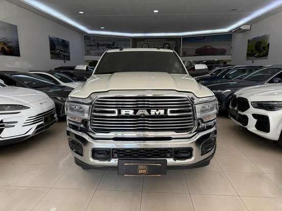 RAM-3500-6.7 I6 TURBO DIESEL LARAMIE CD 4X4 AUTOMÁTICO RAM-3500-2022