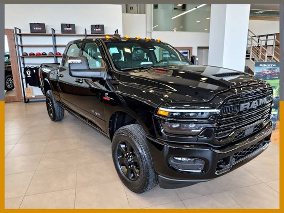 RAM 3500 6.7 I6 TURBO DIESEL LARAMIE NIGHT EDITION CD 4X4  AUTOMÁTICO