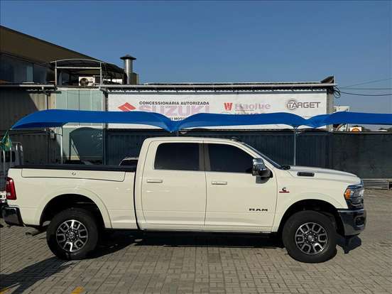 RAM-3500-6.7 I6 TURBO DIESEL LIMITED LONGHORN CD 4X4 AUTOMÁTICO RAM-3500-2024
