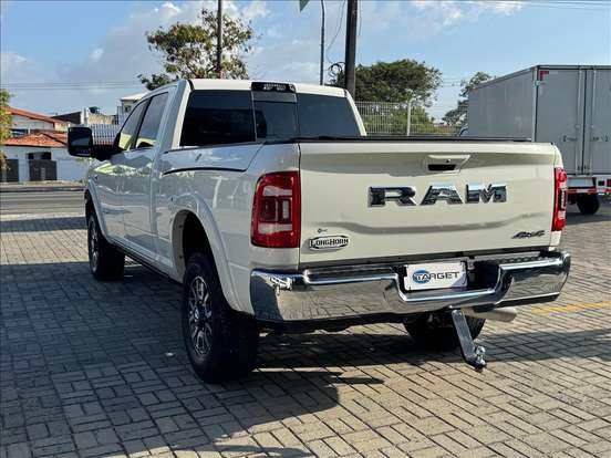 RAM-3500-6.7 I6 TURBO DIESEL LIMITED LONGHORN CD 4X4 AUTOMÁTICO RAM-3500-2024