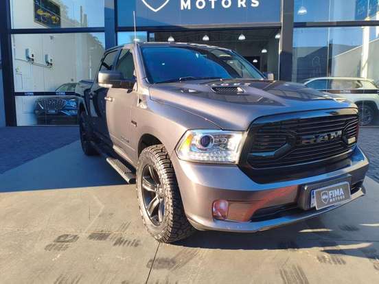 RAM-CLASSIC-5.7 V8 GASOLINA LARAMIE CD 4X4 AUTOMÁTICO RAM-CLASSIC-2022