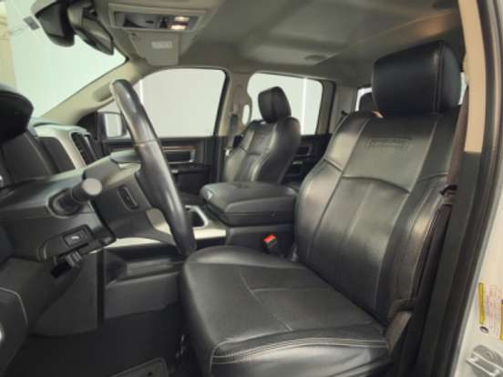 RAM-CLASSIC-5.7 V8 GASOLINA LARAMIE CD 4X4 AUTOMÁTICO RAM-CLASSIC-2022