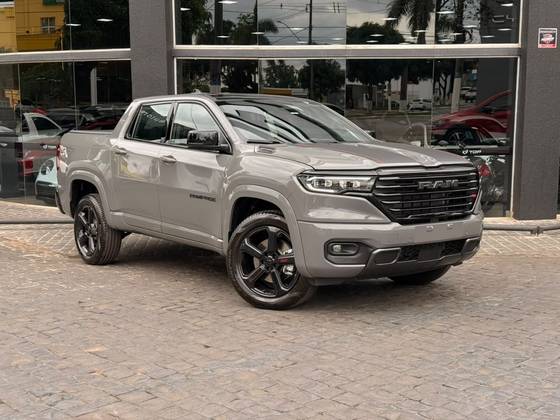 RAM RAMPAGE 2.0 HURRICANE 4 TURBO FLEX R/T 4X4 AUTOMÁTICO