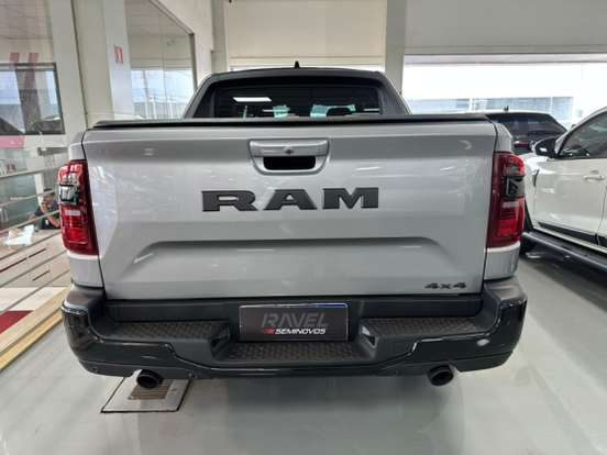 RAM-RAMPAGE-2.0 HURRICANE 4 TURBO GASOLINA R/T 4X4 AUTOMÁTICO RAM-RAMPAGE-2025
