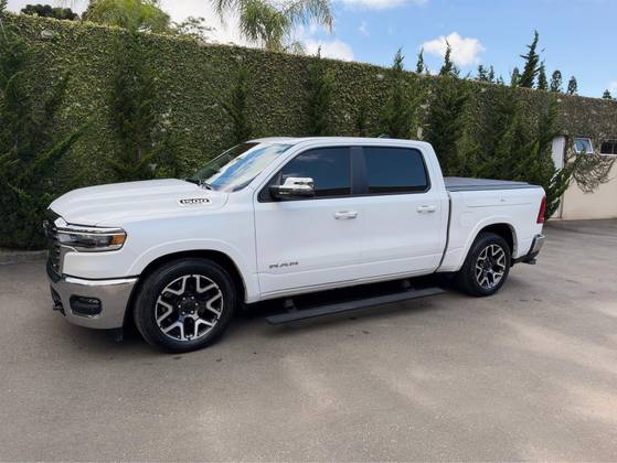 RAM 1500 3.0 HURRICANE 6 BITURBO GASOLINA LARAMIE NIGHT EDITION CD 4X4 AUTOMÁTICO