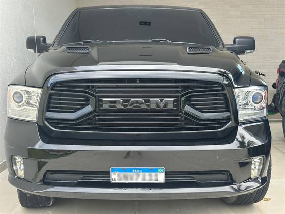 RAM 1500 5.7 V8 GASOLINA REBEL CD 4X4 AUTOMÁTICO