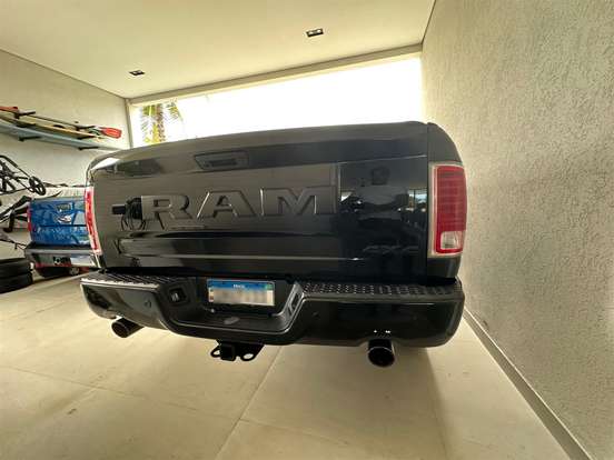 RAM-1500-5.7 V8 GASOLINA REBEL CD 4X4 AUTOMÁTICO RAM-1500-2022