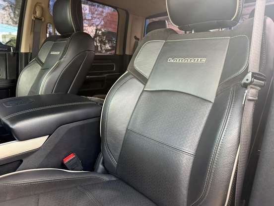 RAM-2500-6.7 I6 TURBO DIESEL LARAMIE CD 4X4 AUTOMÁTICO RAM-2500-2020
