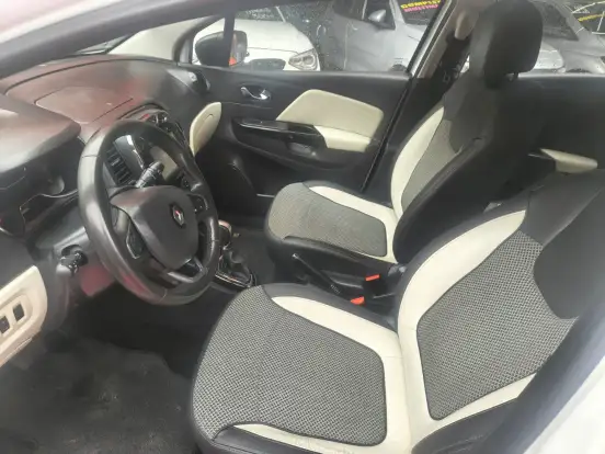 RENAULT-CAPTUR-1.6 16V SCE FLEX INTENSE X-TRONIC RENAULT-CAPTUR-2019