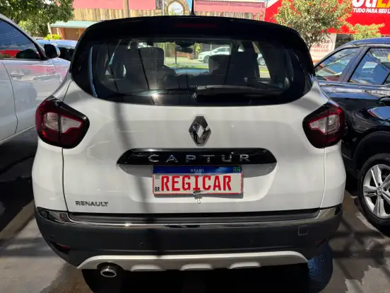 RENAULT-CAPTUR-2018